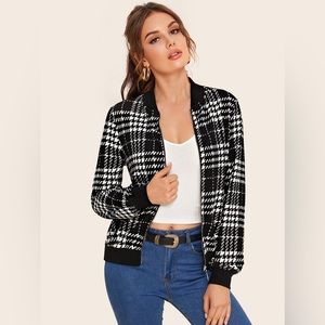 EMERY ROSE Plaid Black and White Zipper Up Bomber Jacket Top with Long Sleeves🧥